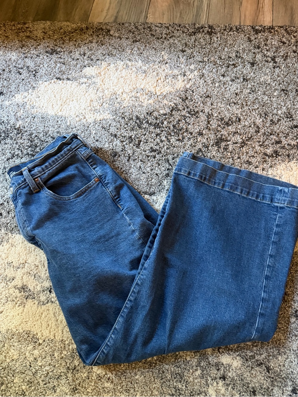 Gap High Rise Wide Leg Cropped Jeans